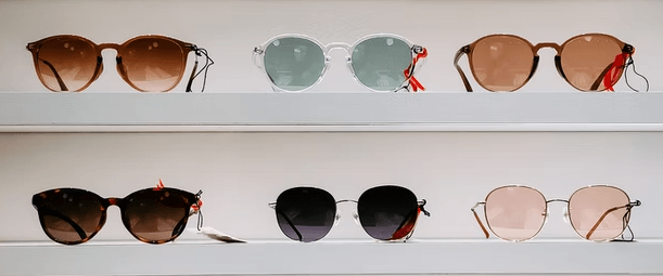 style-yourself-out-with-sunglasses-from-1001-optical